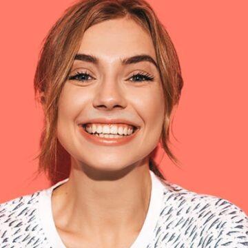 Zirconium vs Porcelain Veneers in Turkey: Which Is Right for Your Smile Makeover?