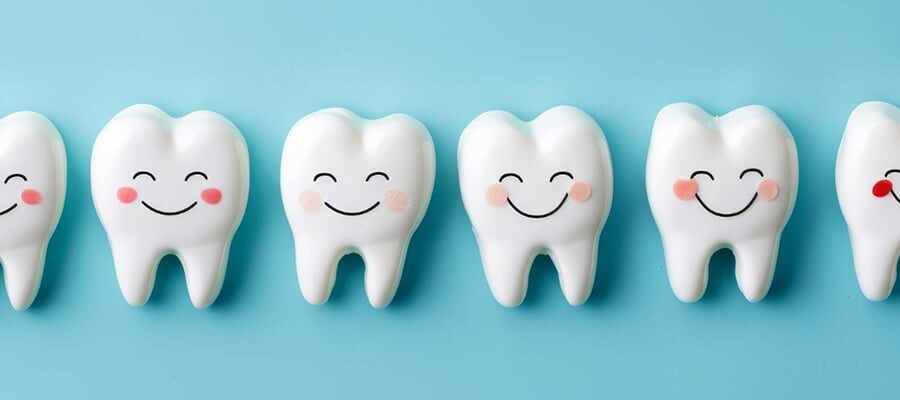 Zirconium vs. Porcelain Veneers in Turkey: Which Is Better for Your Hollywood Smile?